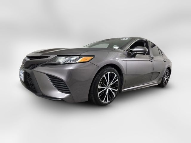 2019 Toyota Camry Hybrid SE