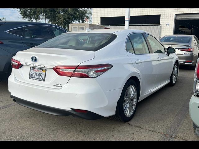 2019 Toyota Camry Hybrid XLE