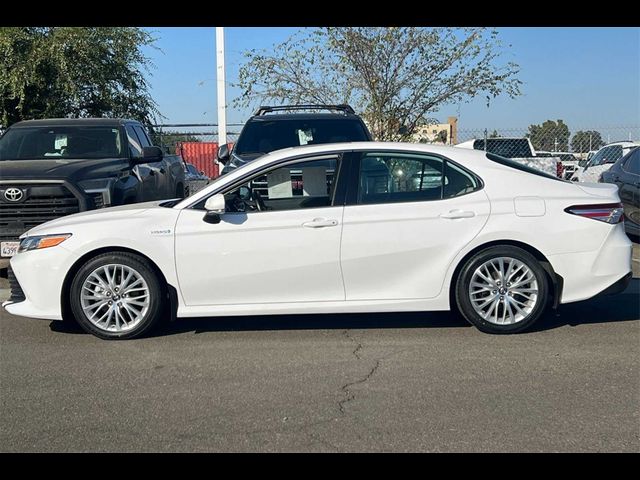 2019 Toyota Camry Hybrid XLE