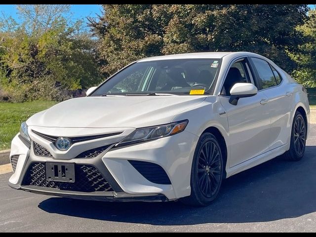 2019 Toyota Camry Hybrid SE