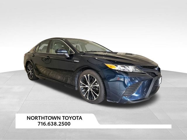 2019 Toyota Camry Hybrid SE