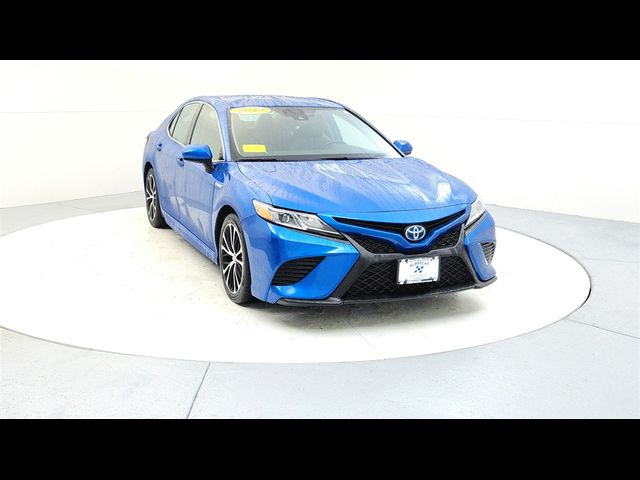 2019 Toyota Camry Hybrid SE