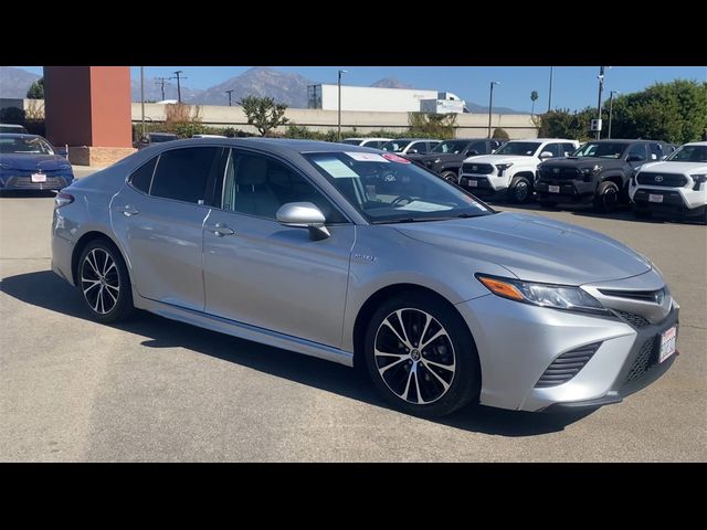 2019 Toyota Camry Hybrid SE