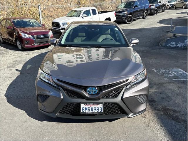 2019 Toyota Camry Hybrid SE