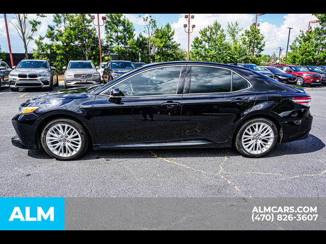 2019 Toyota Camry Hybrid XLE