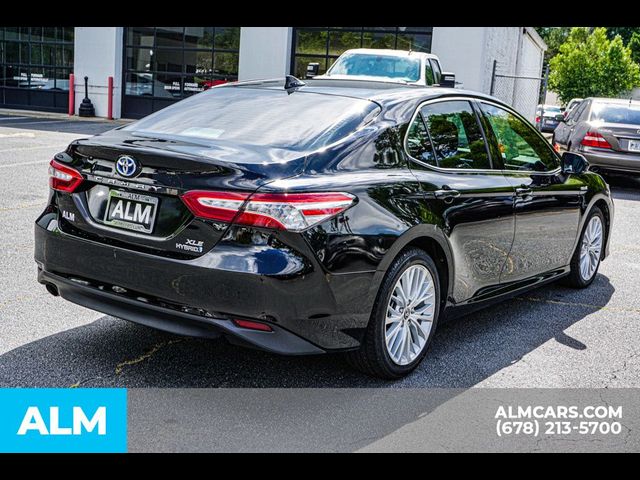 2019 Toyota Camry Hybrid XLE