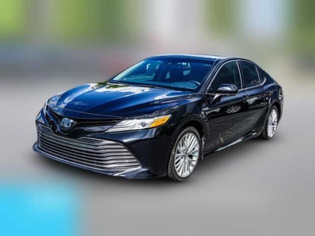 2019 Toyota Camry Hybrid XLE