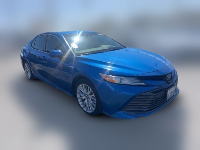 2019 Toyota Camry Hybrid XLE