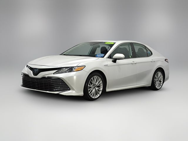 2019 Toyota Camry Hybrid XLE