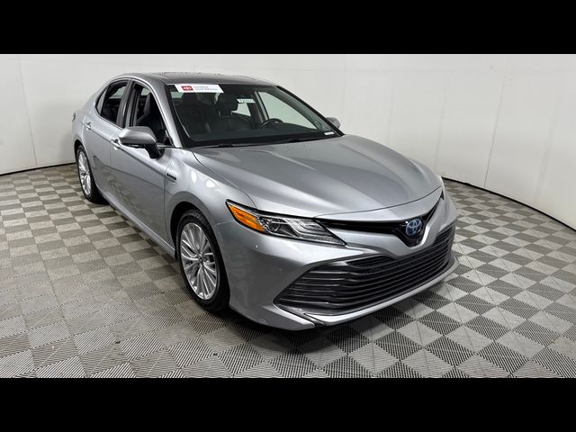 2019 Toyota Camry Hybrid XLE