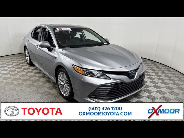 2019 Toyota Camry Hybrid XLE