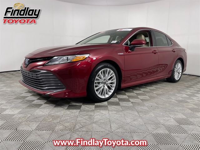 2019 Toyota Camry Hybrid XLE