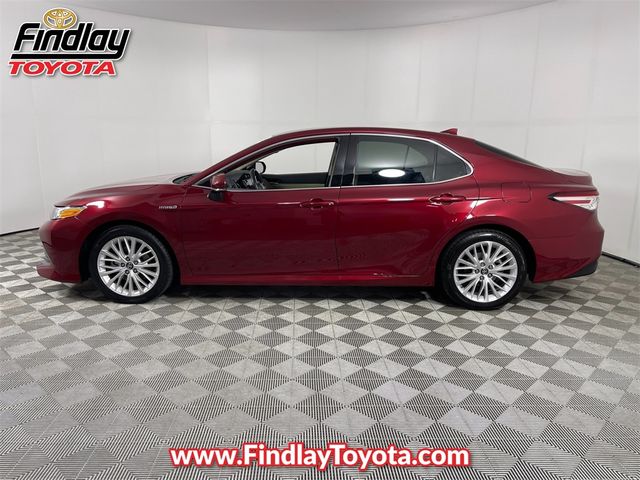 2019 Toyota Camry Hybrid XLE