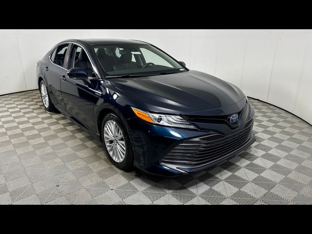 2019 Toyota Camry Hybrid XLE