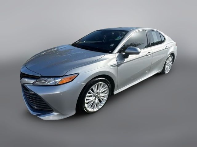 2019 Toyota Camry Hybrid XLE