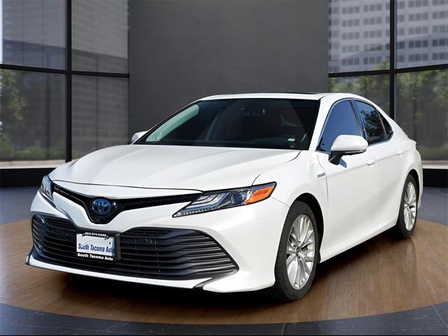 2019 Toyota Camry Hybrid XLE