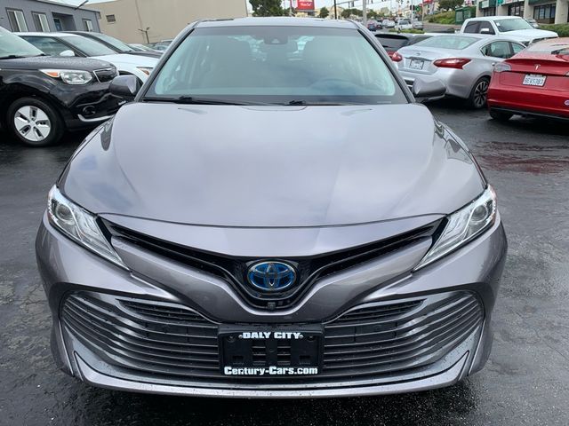 2019 Toyota Camry Hybrid XLE