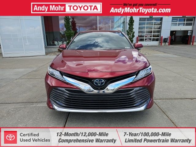 2019 Toyota Camry Hybrid XLE