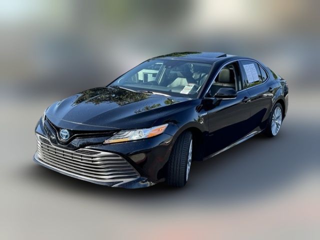 2019 Toyota Camry Hybrid XLE