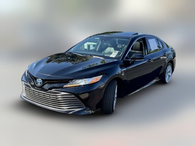 2019 Toyota Camry Hybrid XLE