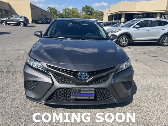 2019 Toyota Camry Hybrid XLE