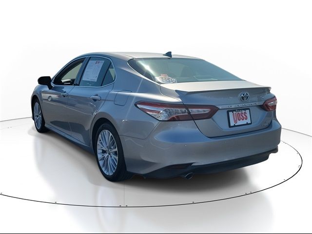 2019 Toyota Camry Hybrid XLE