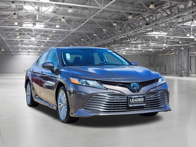 2019 Toyota Camry Hybrid XLE