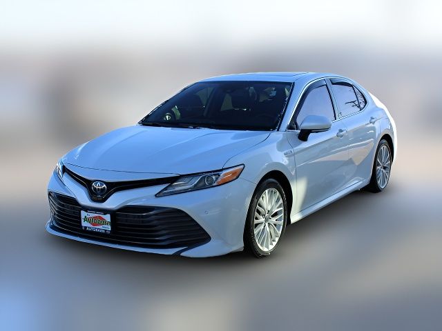 2019 Toyota Camry Hybrid XLE