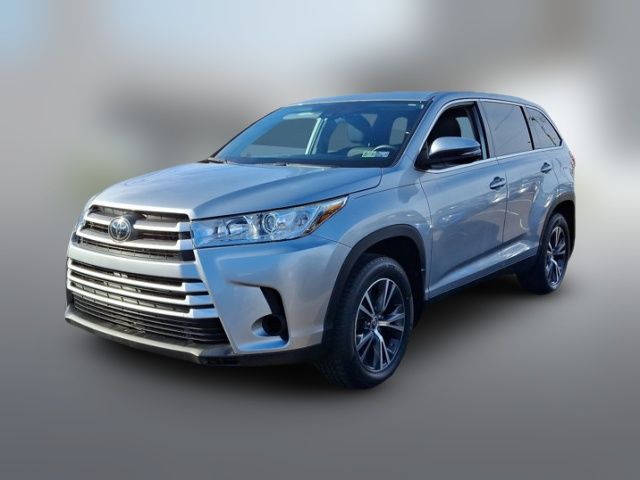 2019 Toyota Highlander LE