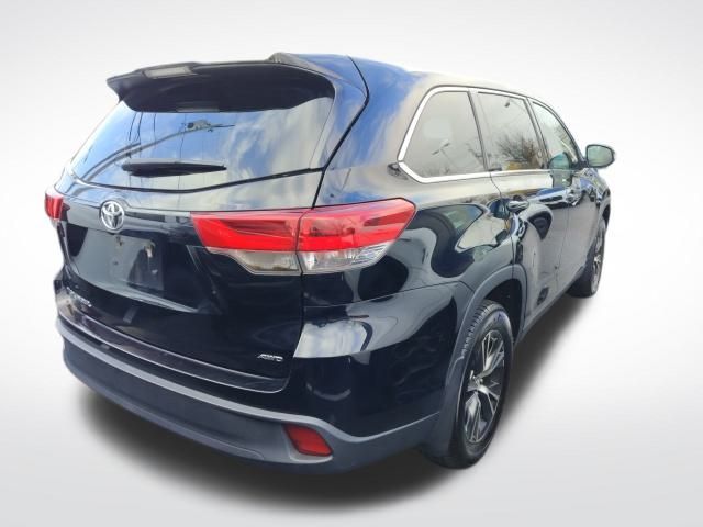 2019 Toyota Highlander 