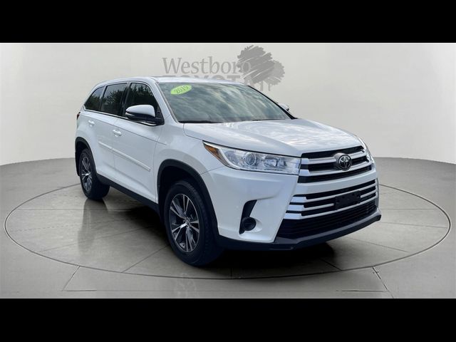 2019 Toyota Highlander LE