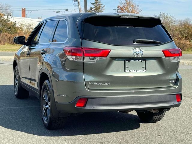 2019 Toyota Highlander LE