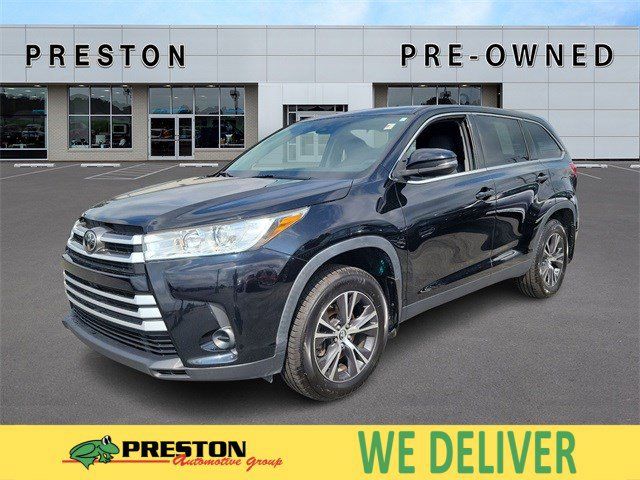 2019 Toyota Highlander LE