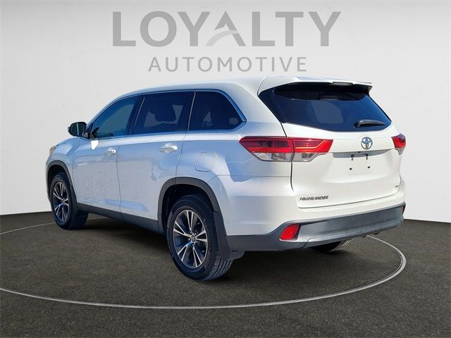 2019 Toyota Highlander 