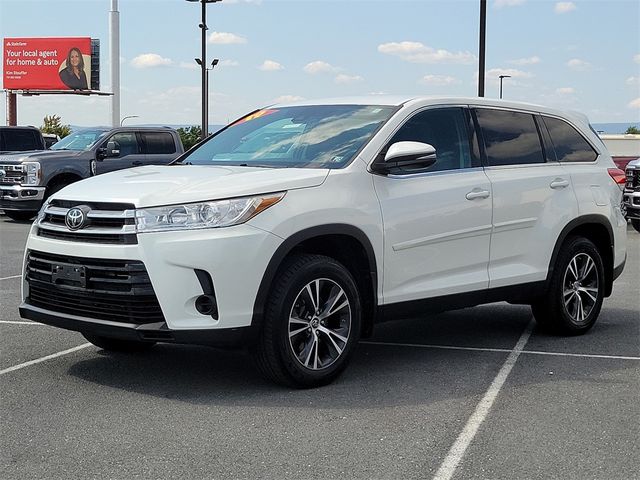 2019 Toyota Highlander LE