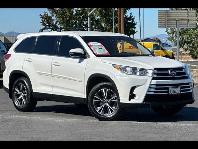 2019 Toyota Highlander 