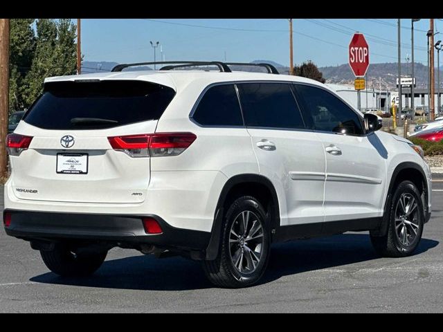 2019 Toyota Highlander 