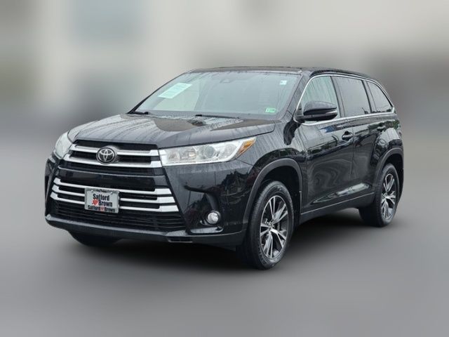 2019 Toyota Highlander 