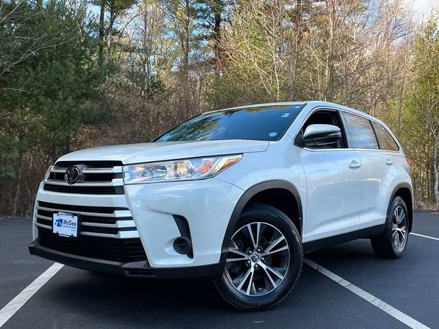 2019 Toyota Highlander LE