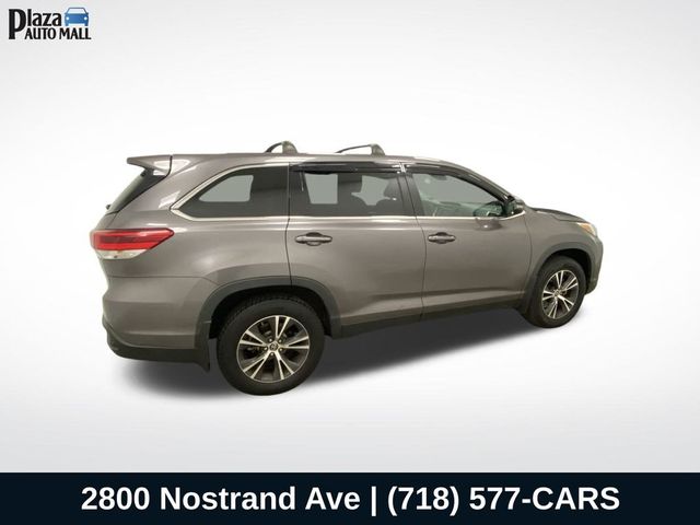 2019 Toyota Highlander 