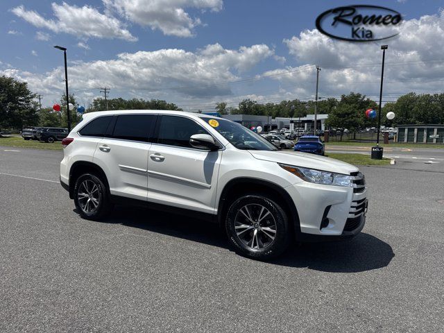 2019 Toyota Highlander 