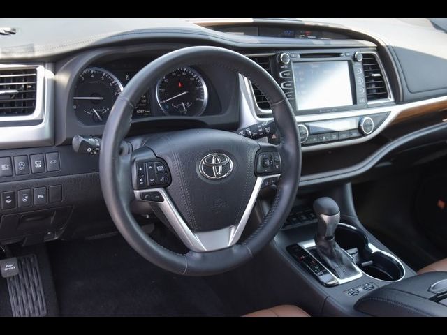 2019 Toyota Highlander Limited Platinum