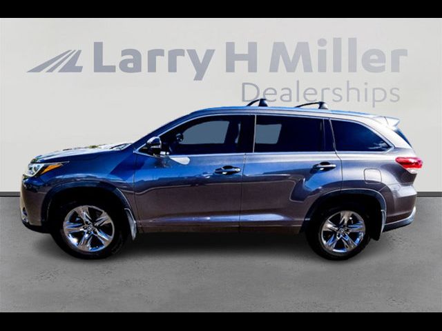 2019 Toyota Highlander 