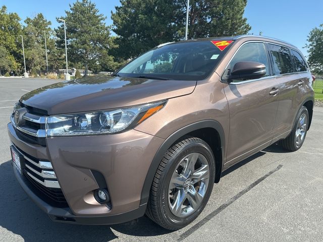 2019 Toyota Highlander Limited Platinum