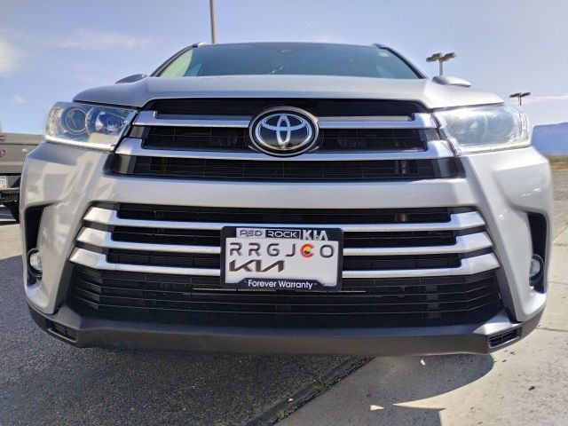 2019 Toyota Highlander 