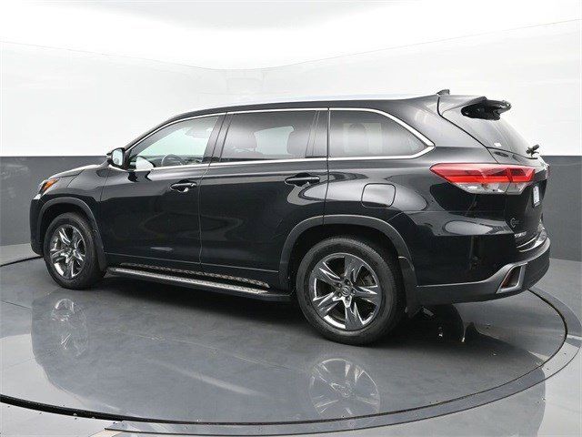 2019 Toyota Highlander 