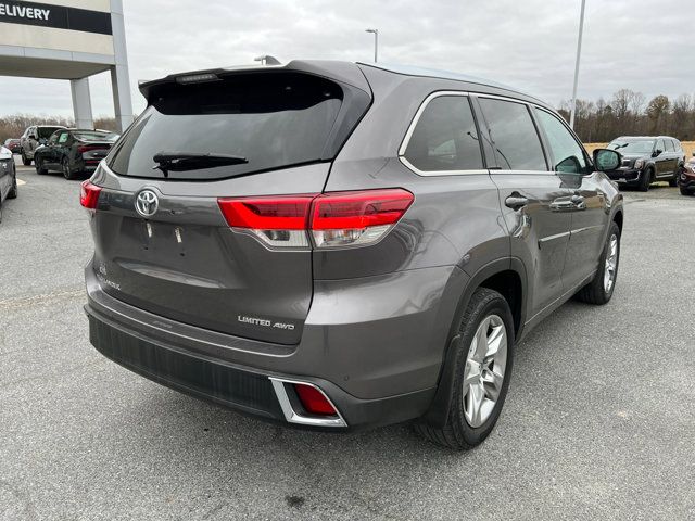 2019 Toyota Highlander 