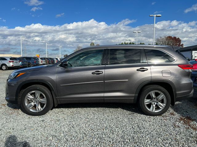 2019 Toyota Highlander 