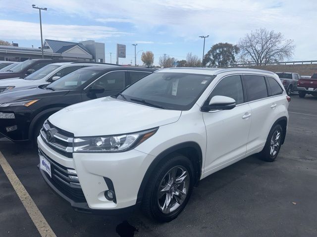 2019 Toyota Highlander Limited Platinum