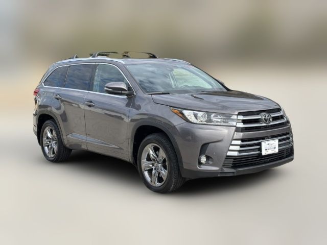 2019 Toyota Highlander 